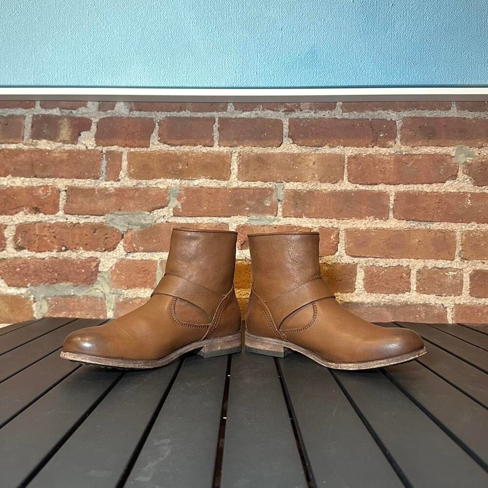 Frye Tyler Engineer Boot - Picture 3 of 6